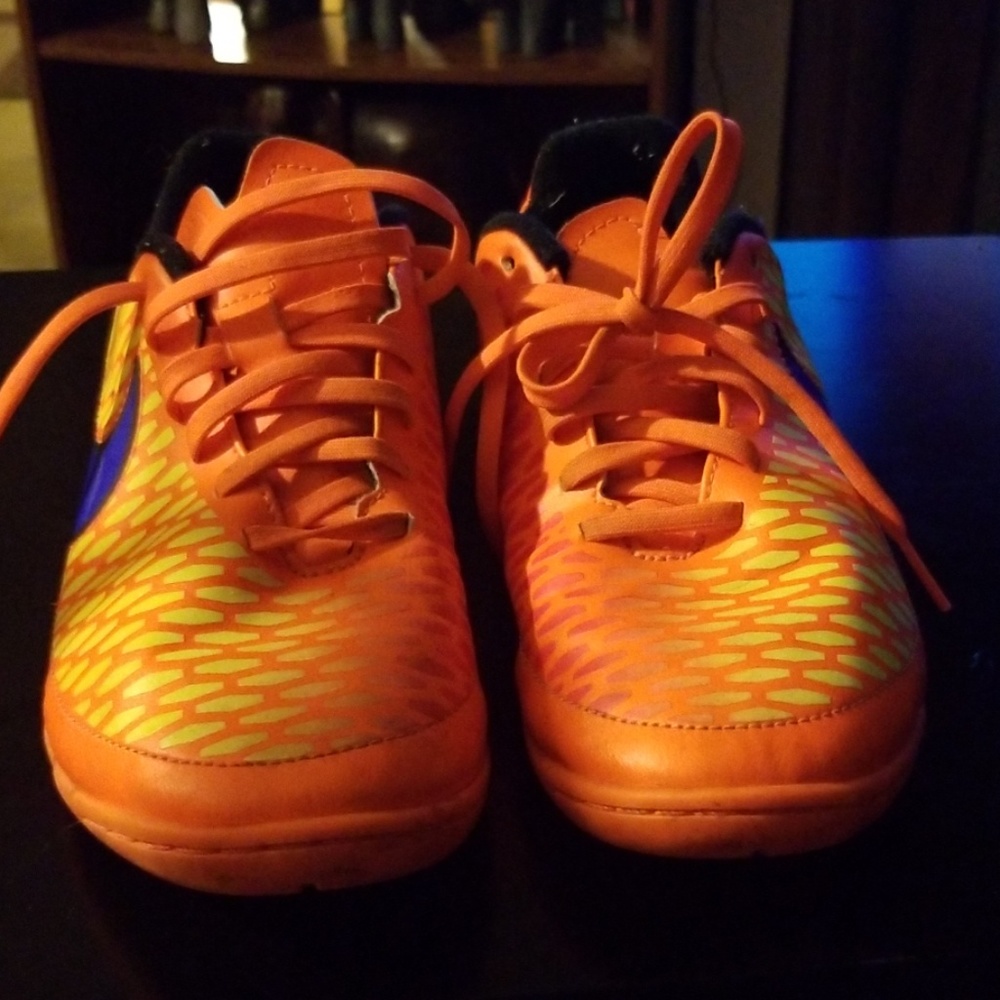 Magista sneakers